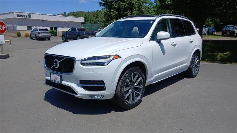 2018 Volvo XC90 T6 Momentum