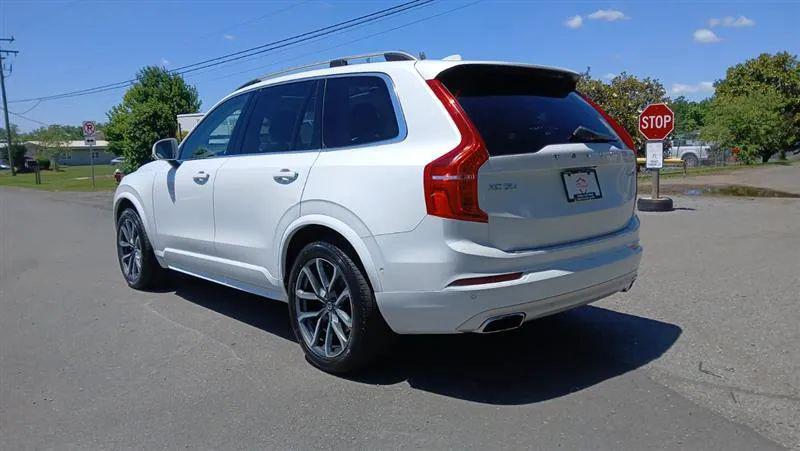 2018 Volvo XC90 T6 Momentum
