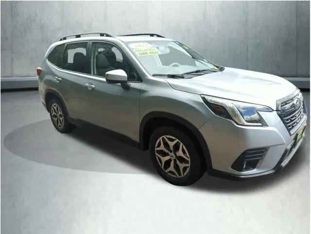 2023 Subaru Forester Premium