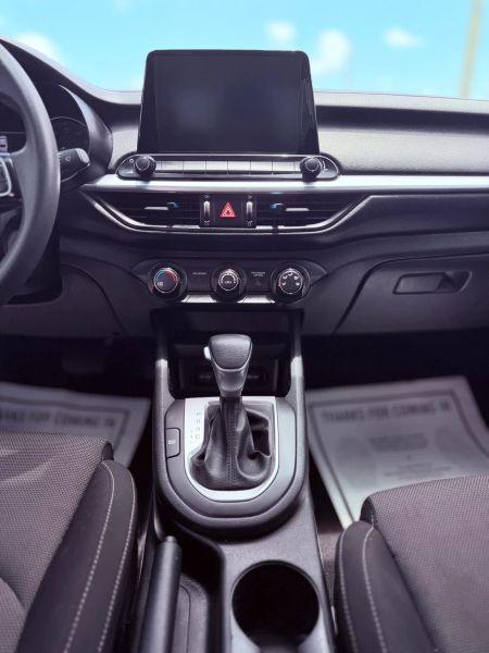 2022 Kia Forte LXS
