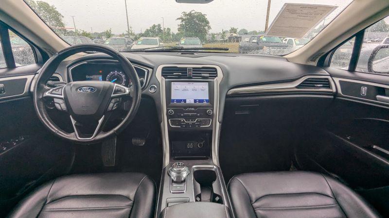 2020 Ford Fusion SEL