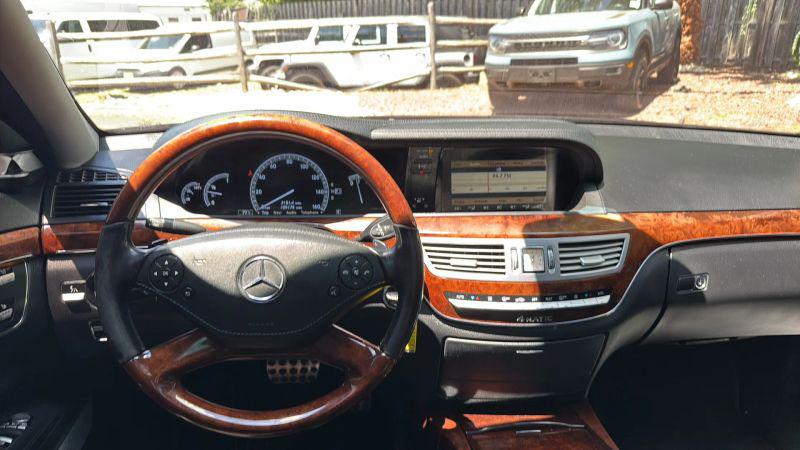 2011 Mercedes-Benz S 550 4MATIC