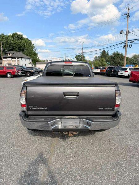 2012 Toyota Tacoma Base V6