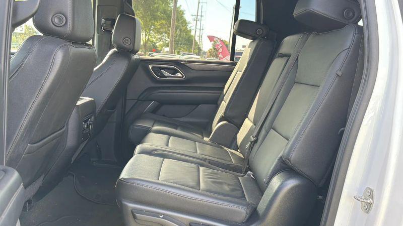 2021 Chevrolet Suburban 2WD LT