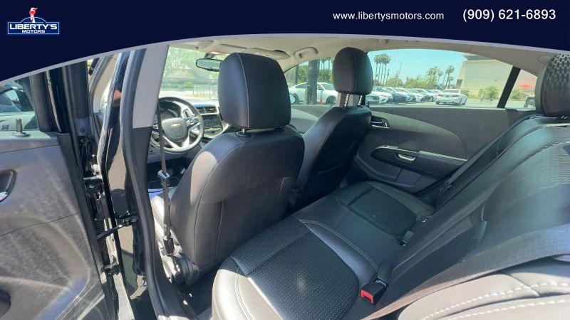 2020 Chevrolet Sonic FWD Sedan Premier