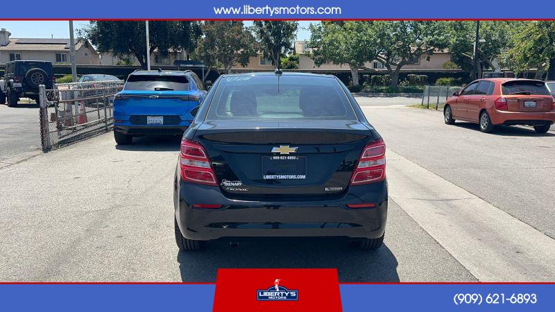 2020 Chevrolet Sonic FWD Sedan Premier