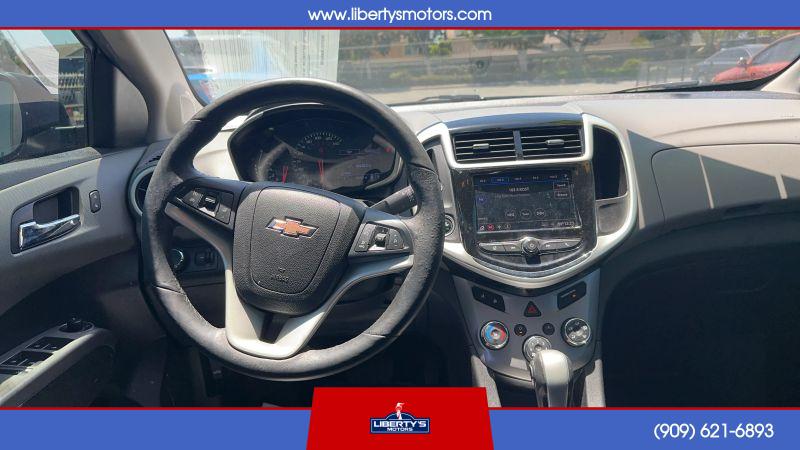 2020 Chevrolet Sonic FWD Sedan Premier