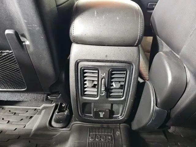 2021 Jeep Grand Cherokee Laredo X 4x4