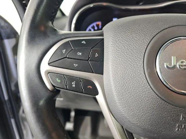 2021 Jeep Grand Cherokee Laredo X 4x4