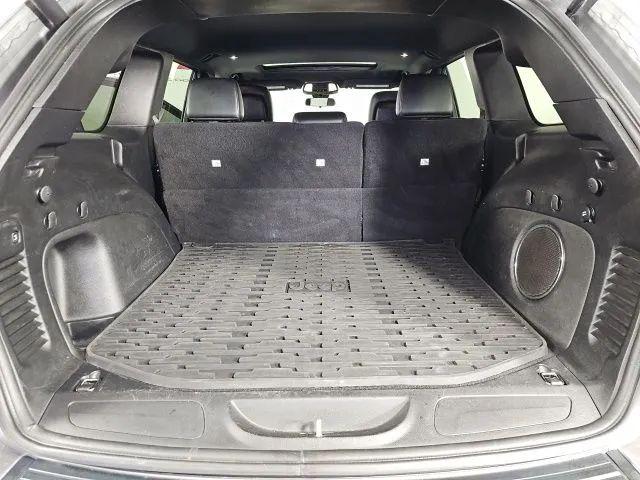 2021 Jeep Grand Cherokee Laredo X 4x4