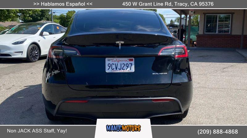 2022 Tesla Model Y Long Range Dual Motor All-Wheel Drive