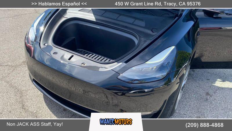 2022 Tesla Model Y Long Range Dual Motor All-Wheel Drive