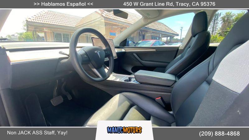 2022 Tesla Model Y Long Range Dual Motor All-Wheel Drive