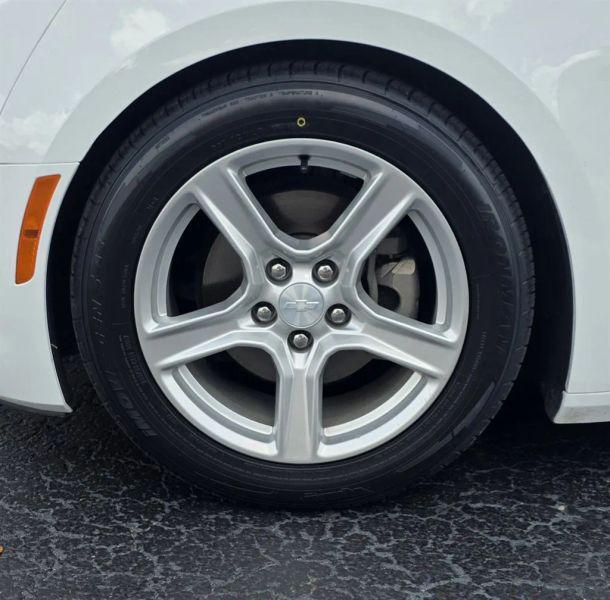 2019 Chevrolet Camaro 1LT