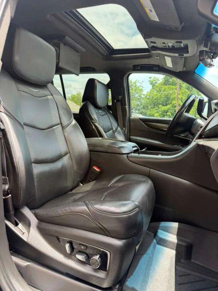 2019 Cadillac Escalade ESV Platinum