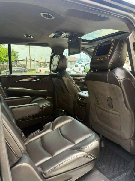 2019 Cadillac Escalade ESV Platinum