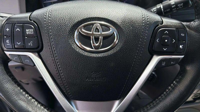 2019 Toyota Sienna XLE 7 Passenger