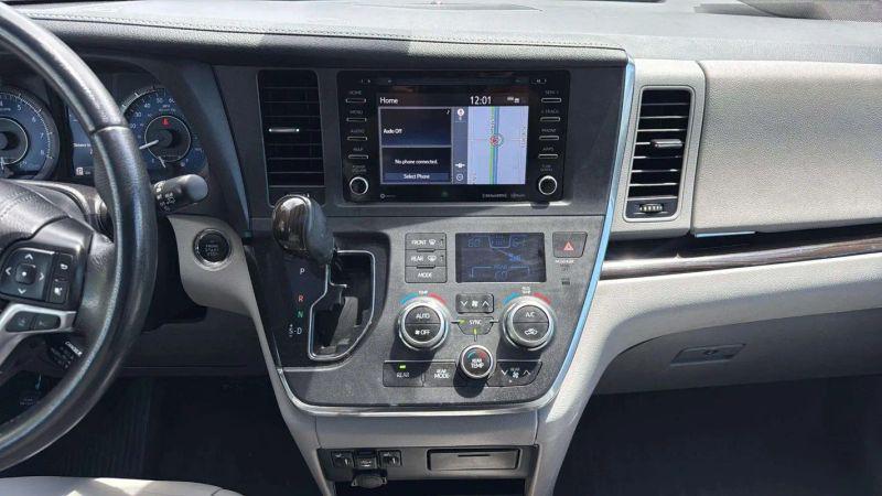 2019 Toyota Sienna XLE 7 Passenger