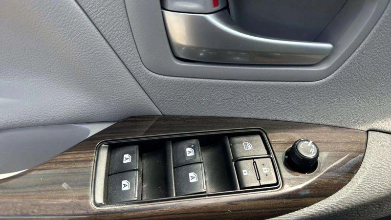 2019 Toyota Sienna XLE 7 Passenger