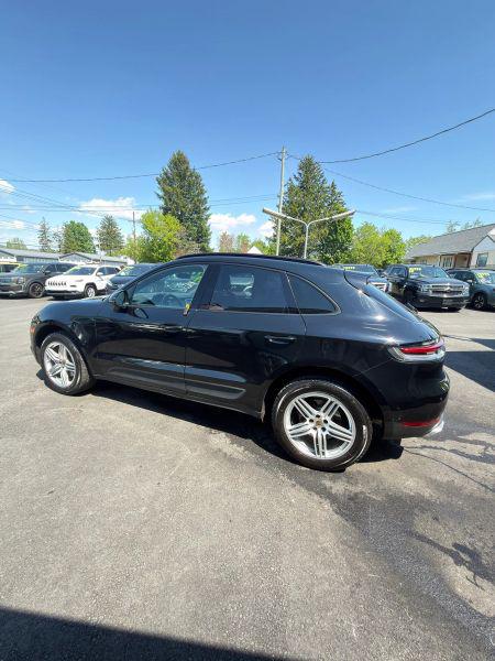 2019 Porsche Macan Base