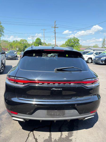 2019 Porsche Macan Base