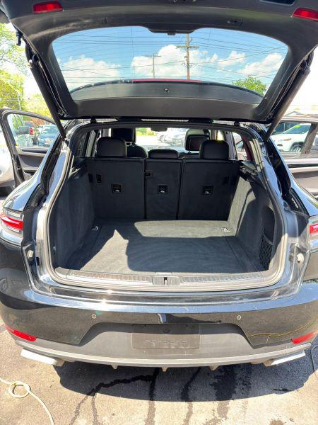 2019 Porsche Macan Base