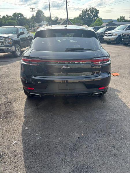 2019 Porsche Macan Base