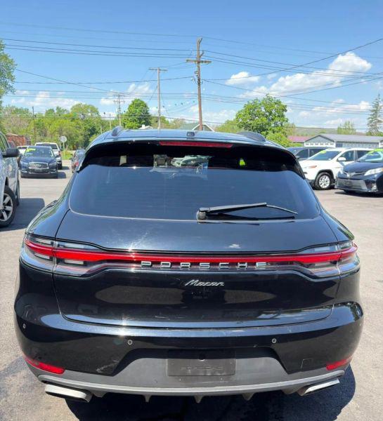 2019 Porsche Macan Base