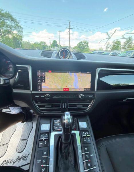 2019 Porsche Macan Base