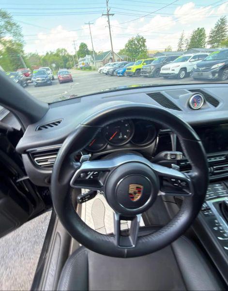2019 Porsche Macan Base