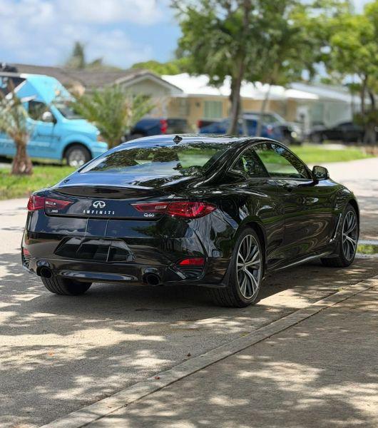 2018 INFINITI Q60 3.0t LUXE