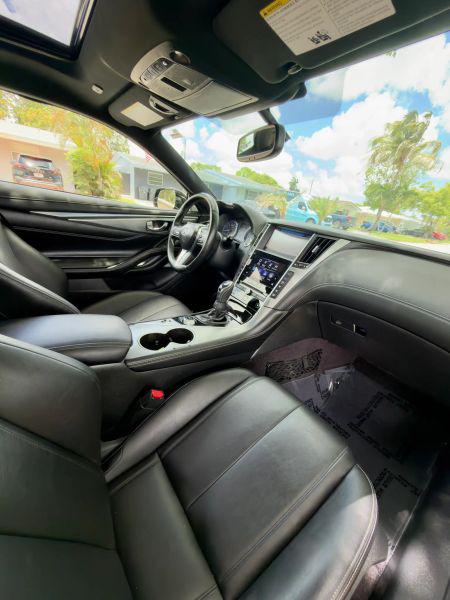 2018 INFINITI Q60 3.0t LUXE