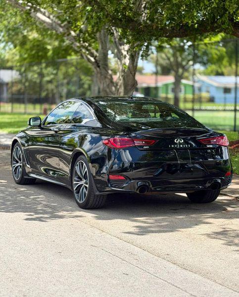 2018 INFINITI Q60 3.0t LUXE
