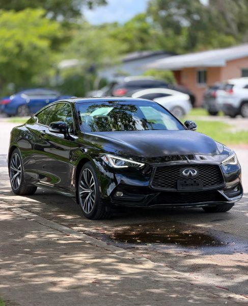 2018 INFINITI Q60 3.0t LUXE