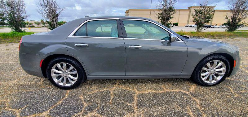 2018 Chrysler 300 Limited AWD