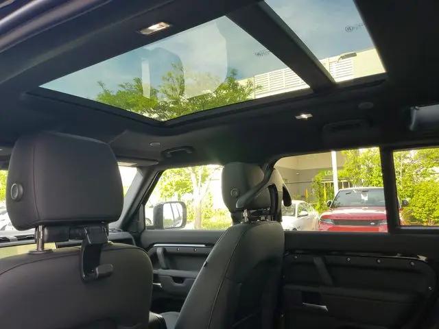 2026 Land Rover Defender P300 S