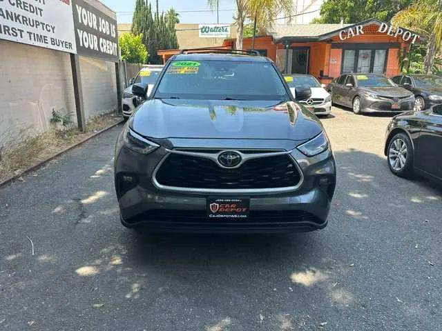 2021 Toyota Highlander L