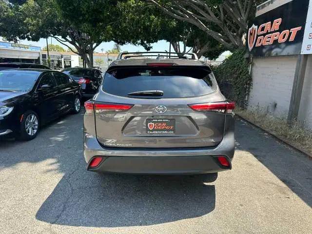 2021 Toyota Highlander L
