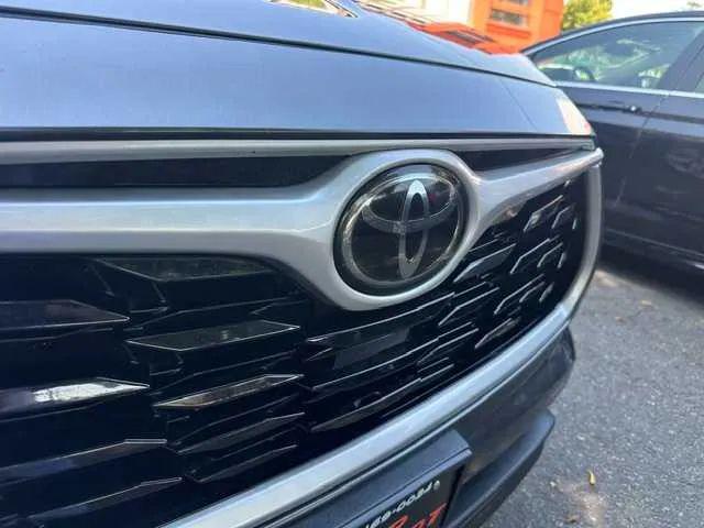 2021 Toyota Highlander L
