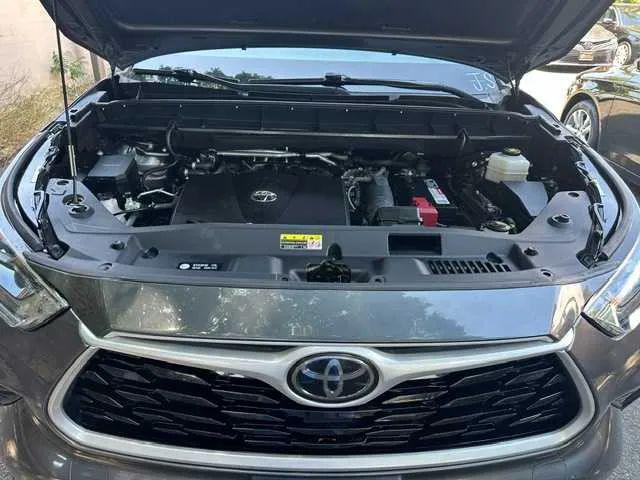 2021 Toyota Highlander L