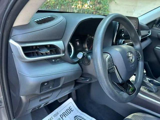 2021 Toyota Highlander L