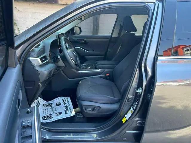 2021 Toyota Highlander L