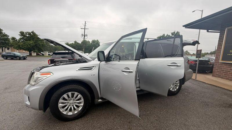 2017 Nissan Armada SV