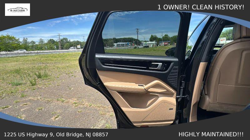 2020 Porsche Cayenne Base