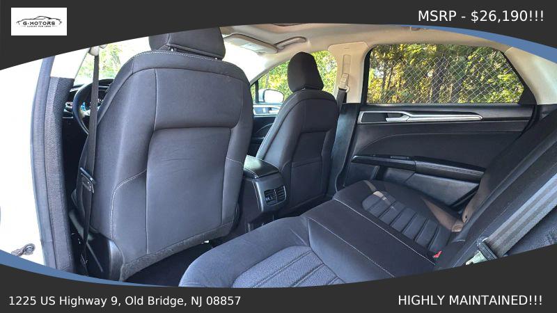 2020 Ford Fusion SE
