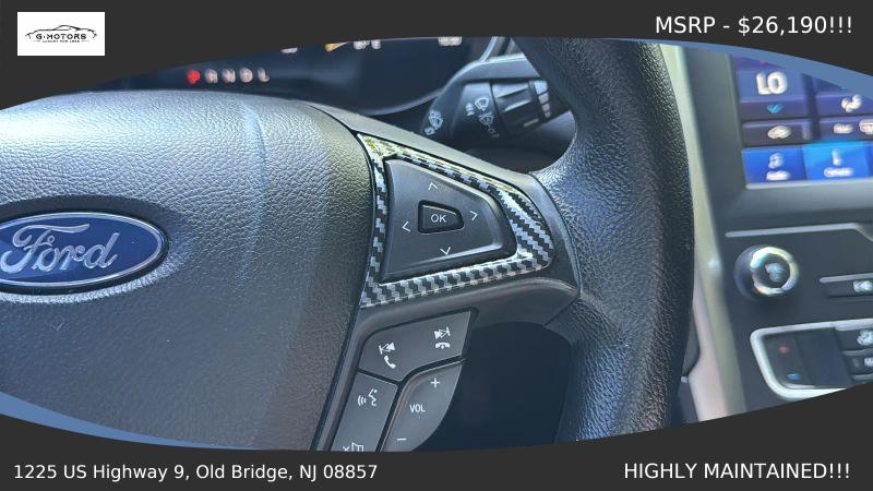 2020 Ford Fusion SE