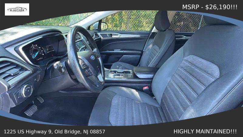 2020 Ford Fusion SE