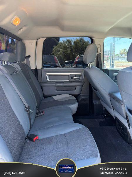 2019 Ram 1500 Classic Big Horn Crew Cab 4x2 6'4" Box