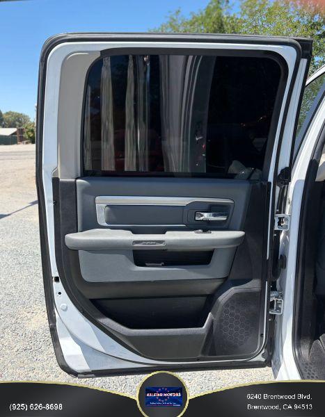 2019 Ram 1500 Classic Big Horn Crew Cab 4x2 6'4" Box