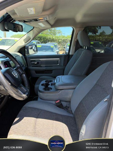 2019 Ram 1500 Classic Big Horn Crew Cab 4x2 6'4" Box